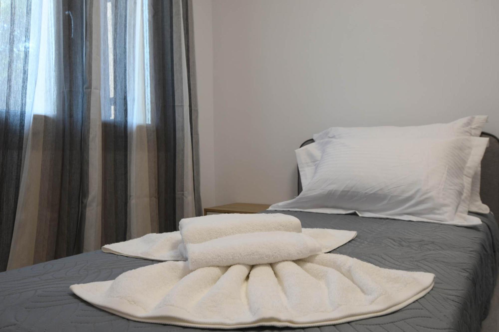 Orion Eco Suites Karteros Pokoj fotografie